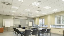 Ventilação mecânica reduz exposição ao fumo de incêndios florestais nas escolas